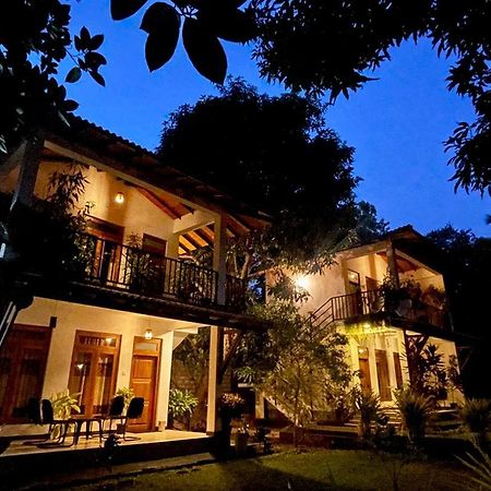 Kithmi Resort Polonnaruwa Buitenkant foto